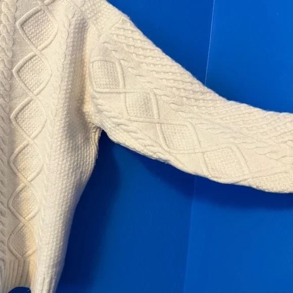 Aritzia Sunday Best Cooper Cable Knit Cardigan - Ivory - Picture 12 of 15